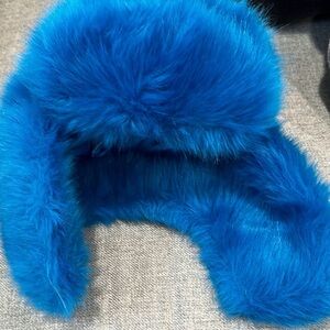 Trapper hat electric blue💙